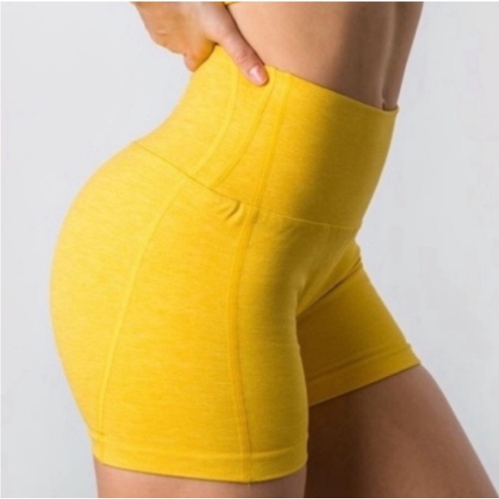 Alphalete Shorts - Picture 2 of 7